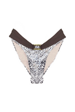 Load image into Gallery viewer, VERONA Buckle Bottom