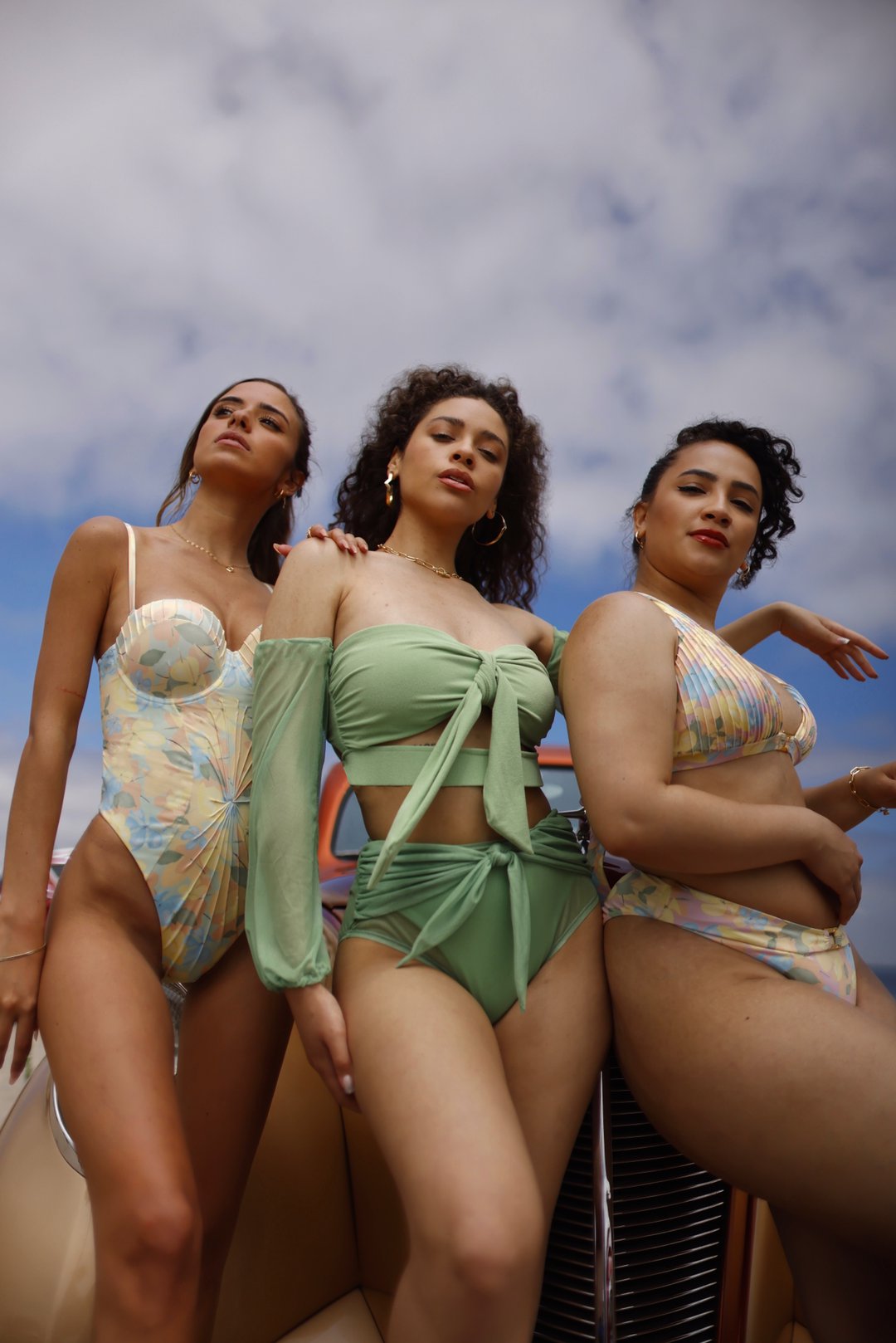 RESORT 2022 "Amour" COLLECTION